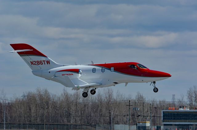 Honda HondaJet (N286TW)