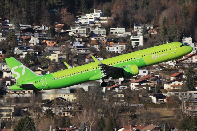 Airbus A321neo (VQ-BGU)