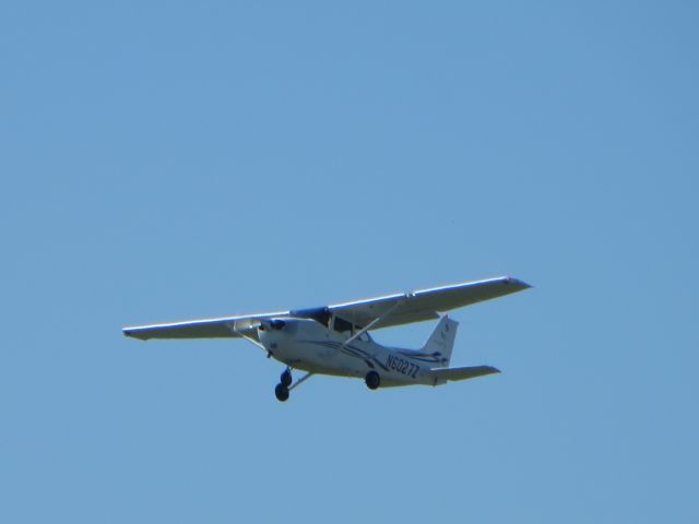 Cessna Skyhawk (N6027Z)