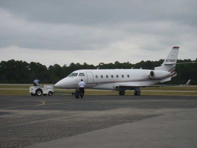 IAI Gulfstream G200 (N718QS)