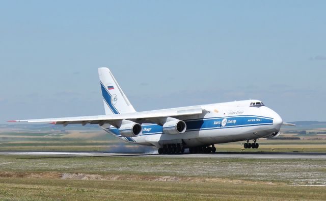 Antonov An-124 Ruslan (RA-82044)