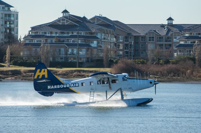 De Havilland Canada DHC-3 Otter (C-FHAD)