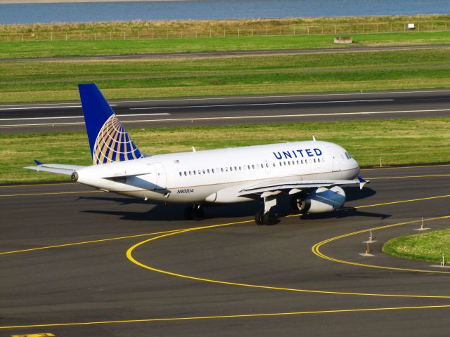 Airbus A319 (N802UA)