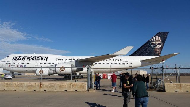 Boeing 747-400 (TF-AAK)