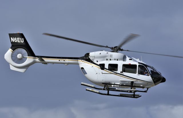 KAWASAKI EC-145 (N6EU)