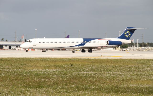 McDonnell Douglas MD-88 (N120MN)