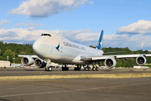 BOEING 747-8 (B-LJN)