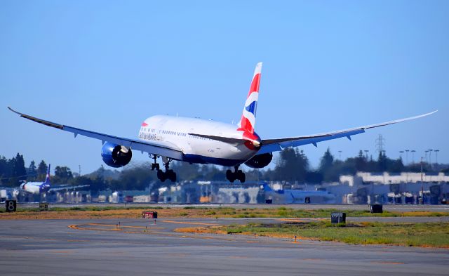 Boeing 787-9 Dreamliner (G-ZBKF)