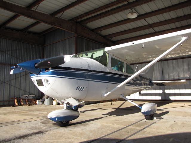 Cessna Skylane (N21236) - In the Hangar