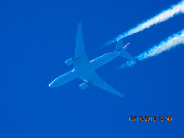 Boeing 777-200 (N757AN)