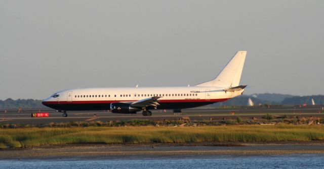 BOEING 737-400 (N753MA)