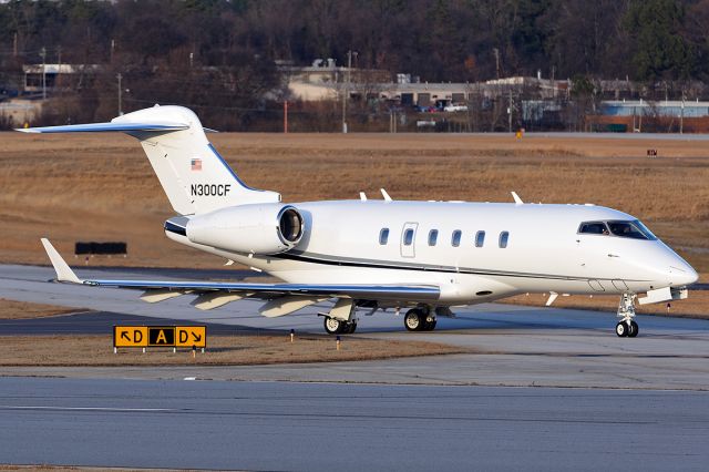 Bombardier Challenger 300 (N300CF)