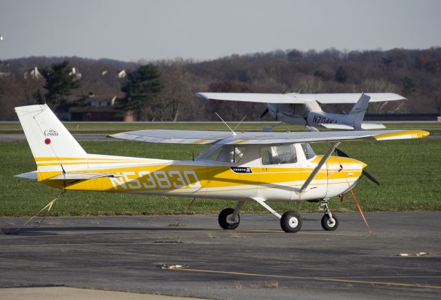 Cessna Commuter (N5383Q) - N5383Q  Cessna C150L  KFDK