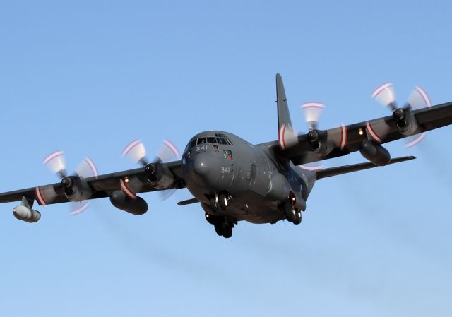 Lockheed C-130 Hercules —