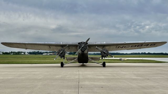 Ford Tri-Motor (N9645) - Liberty Aviation Museum’s 1928 Ford 5-AT-B Tri-Motor sitting pretty outside the terminal @ KVPZ. 7/11/22. 