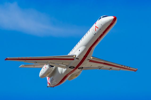 Embraer ERJ-135 (N918JX) - A JSX ERJ135 taking off from PHX on 2/11/23 during the Super Bowl rush. Taken with a Canon R7 and Canon EF 100-400 II L lens.