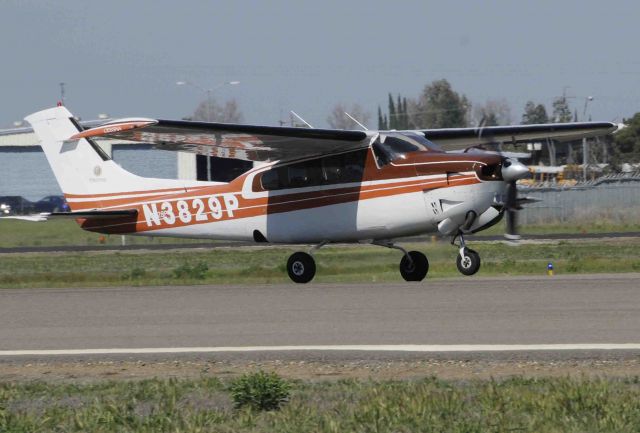 Cessna P210 Pressurized Centurion (N3829P)