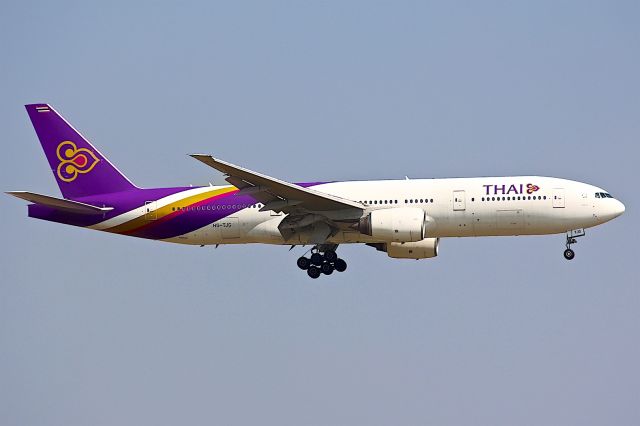 Boeing 777 (HS-TJG)