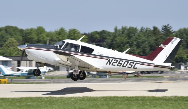 Piper PA-24 Comanche (N260SC) - Airventure 2017