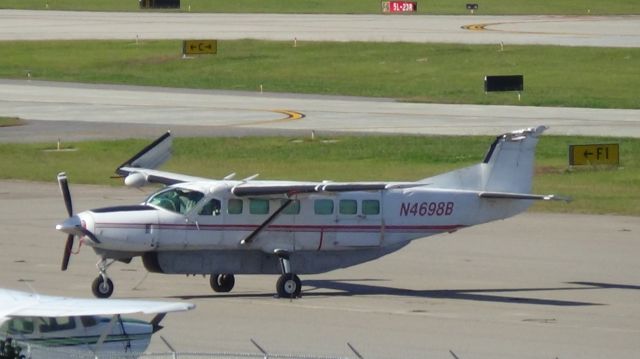 Cessna Caravan (N4698B) - The power of a microburst!