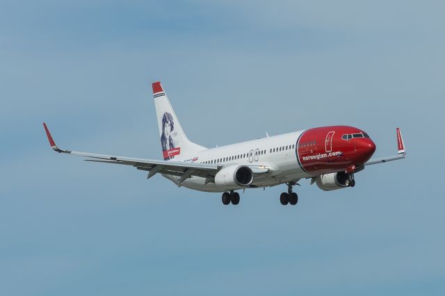 Boeing 737-800 (LN-NIP) - WAW SPOTTING