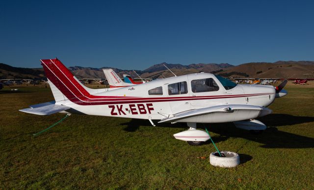 Piper Cherokee (ZK-EBF)