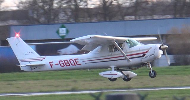Cessna Commuter (F-GBQE)