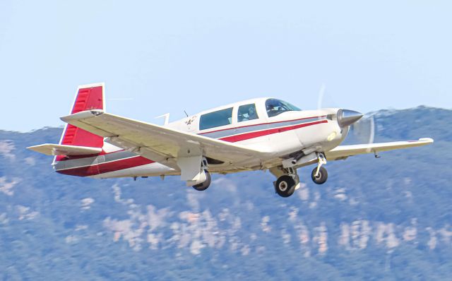 Mooney M-20 (VH-8CS)