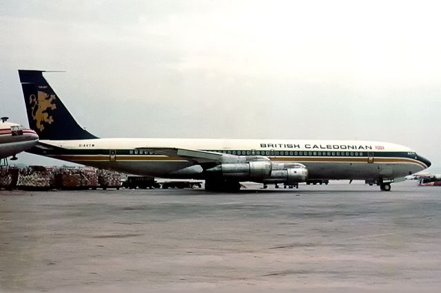 Boeing 707-100 (G-AVTW)