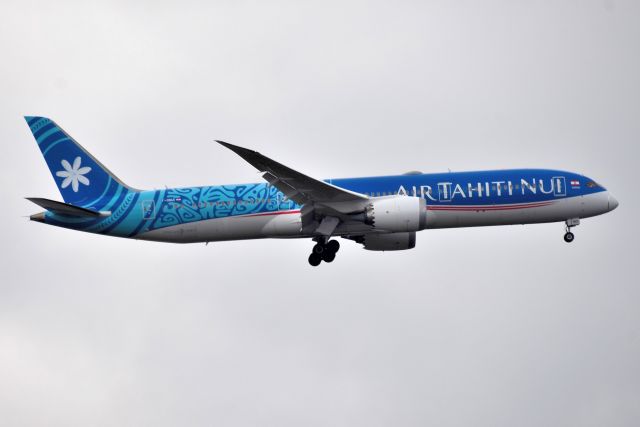 Boeing 787-9 Dreamliner (F-ONUI) - 11-02-22