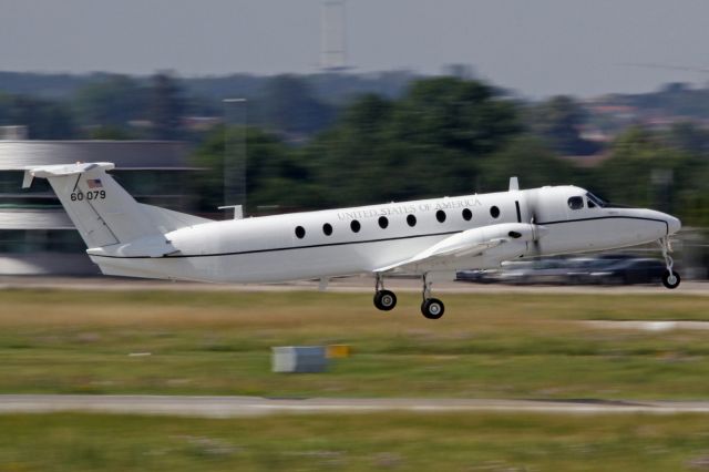 Beechcraft 1900 (86-0079)