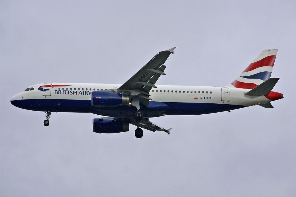 Airbus A320 (G-EUUS) - Airbus A320-232, British Airways, G-EUUS, 14.Oct.2022, EGLL London Heathrow, Waye Ave Park