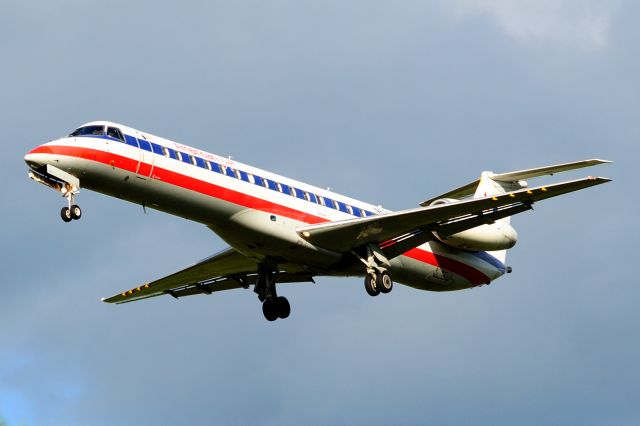 Embraer ERJ-145 (N622AE) - Arriving from ORD/KORD.