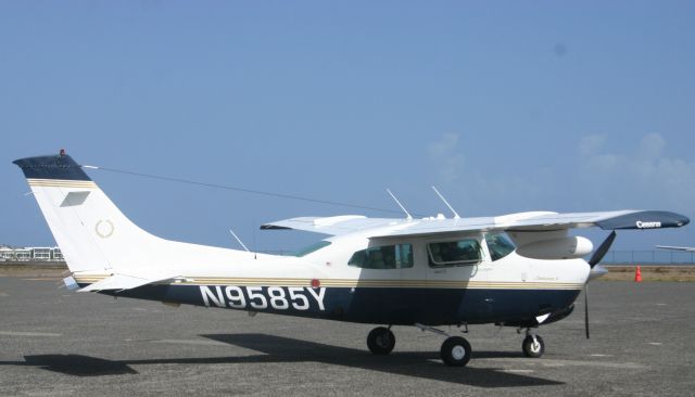 Cessna Centurion (N9585Y)