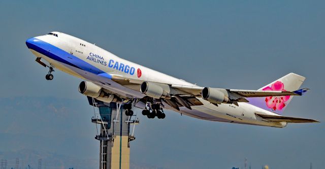 Boeing 747-400 (B-18710) - B-18710 China Airlines Boeing 747-409F s/n 30767 - Delivered March 2002 br /br /Los Angeles International Airport (IATA: LAX, ICAO: KLAX, FAA LID: LAX)br /Photo: TDelCorobr /September 2, 2017