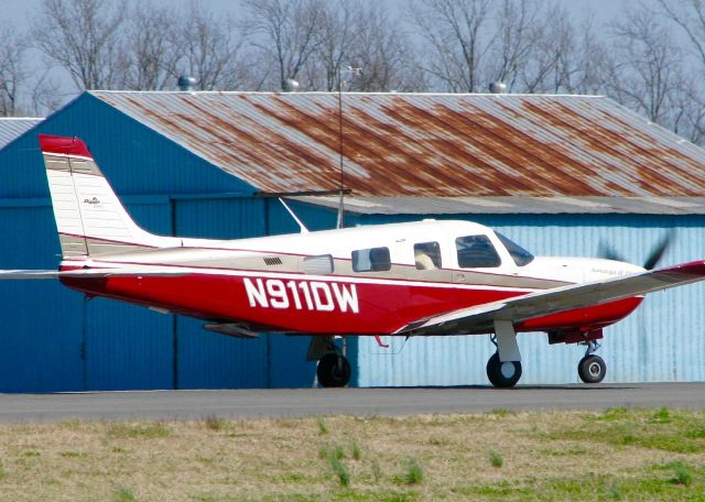 Piper Saratoga/Lance (N911DW) - At Downtown Shreveport.