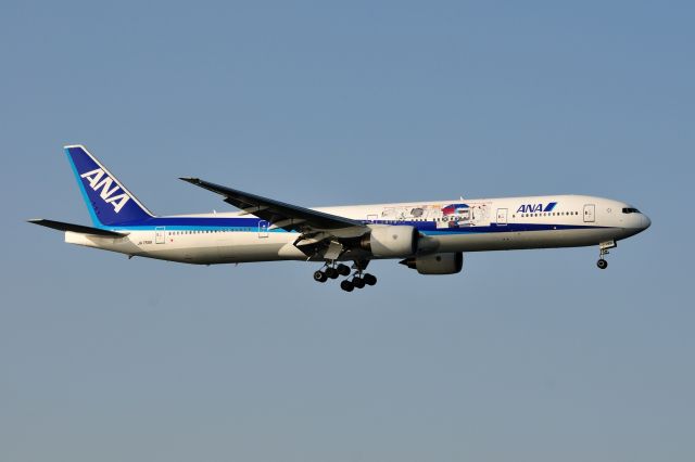 BOEING 777-300 (JA755A) - 2011/2/26