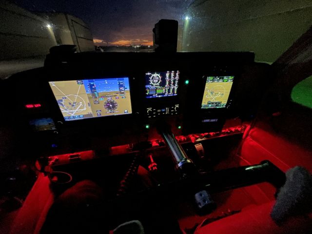 Beechcraft Bonanza (33) (N5837S)