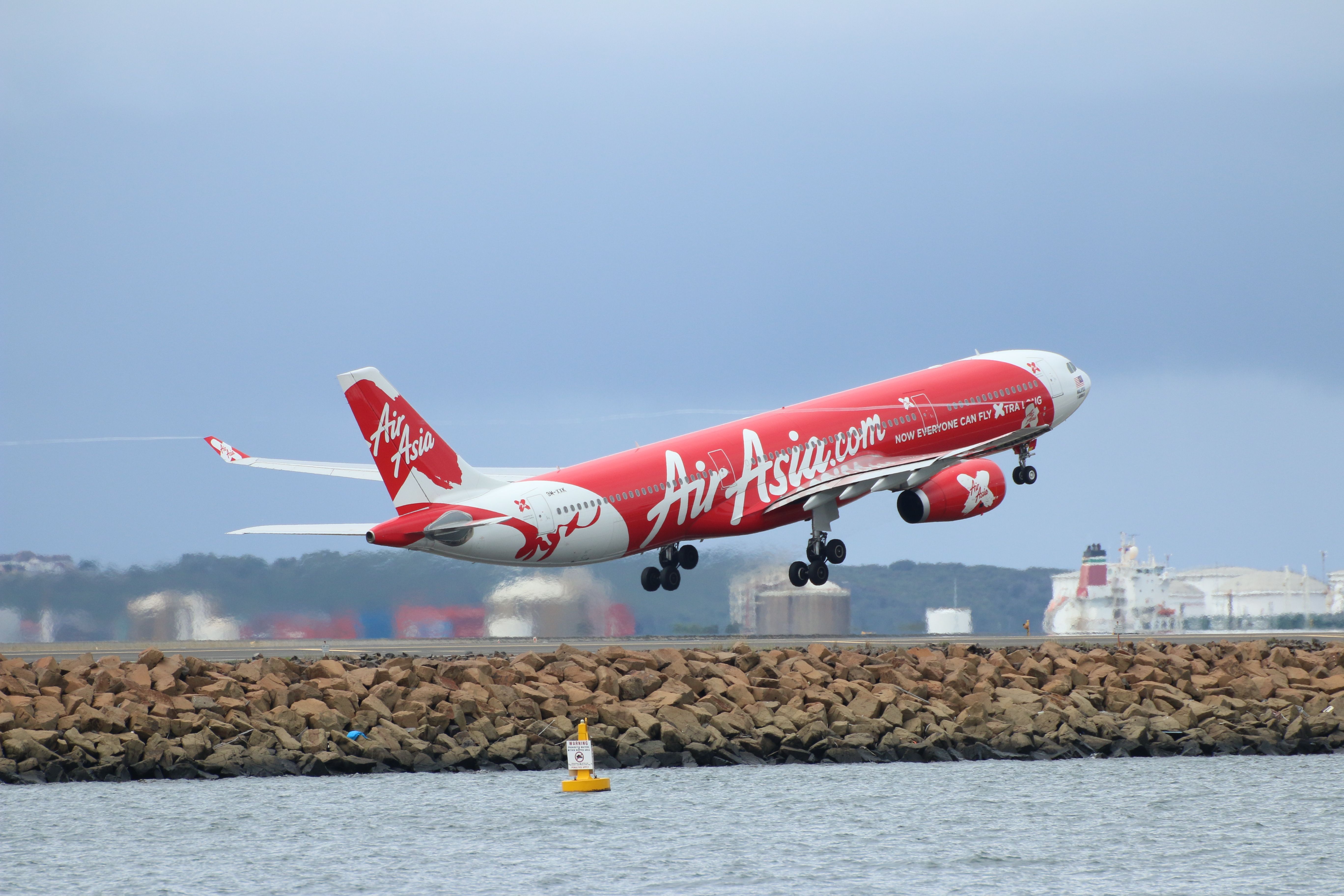 Airbus A330-200 (9M-XXK)