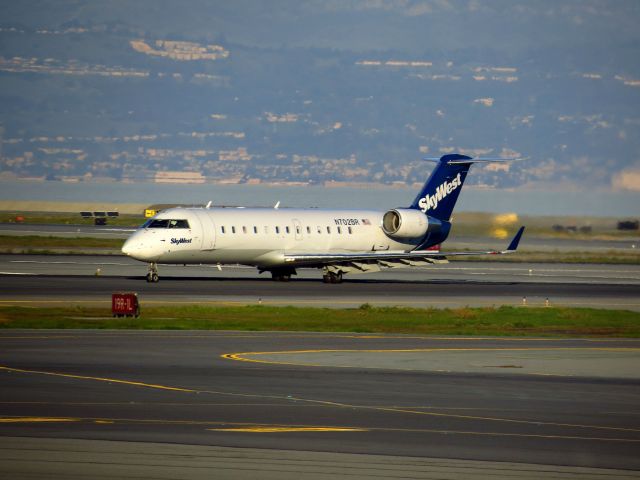 Canadair Regional Jet CRJ-200 (N702BR)