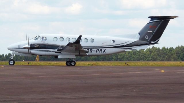 Beechcraft Super King Air 300 (PR-PRX)