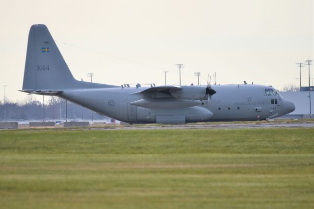 Lockheed C-130 Hercules (N844) - 12-02-21