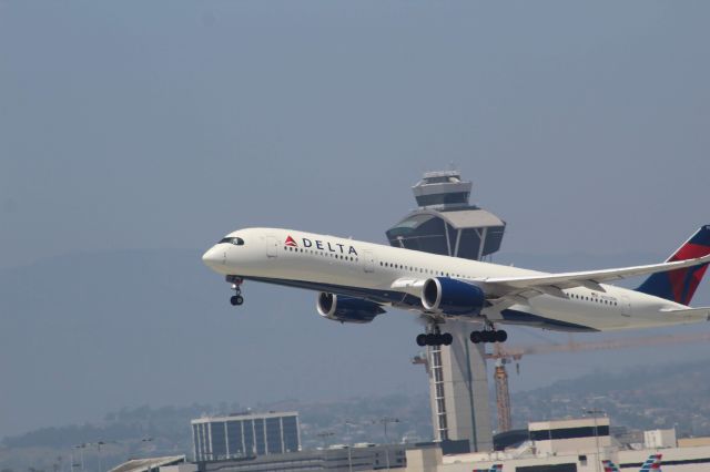 Airbus A350-900 (N502DN)