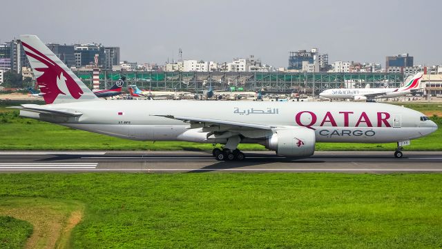 Boeing 777-200 (A7-BFE)