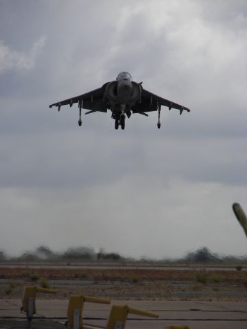 — — - MCAS Miramar Airshow 2007  San Diego, CA  Hoverin Harrier!