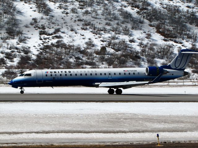 Canadair Regional Jet CRJ-700 (N765SK)