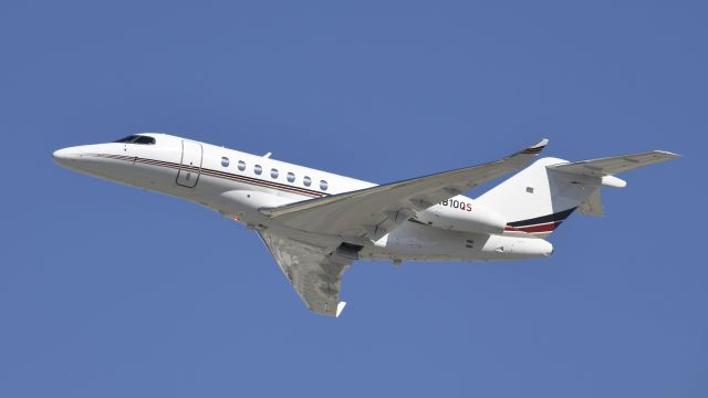 Cessna Citation Longitude (N810QS) - Departing LAX on 25L