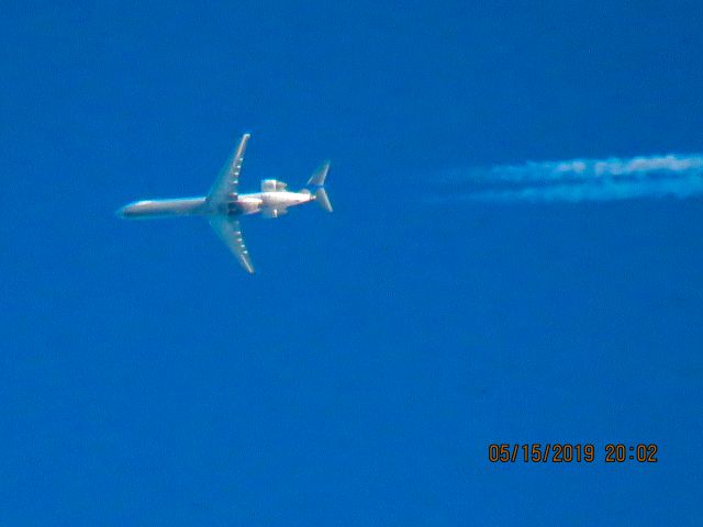 Canadair Regional Jet CRJ-700 (N159GJ)