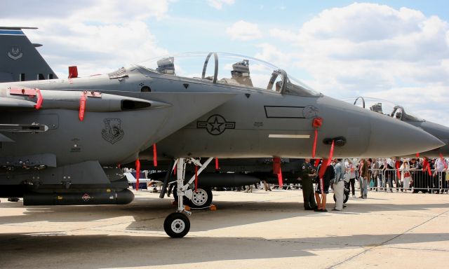 — — - McDonnell Douglas F-15E Strike Eagle USAF presented statically at Paris Air Show  in June 2011