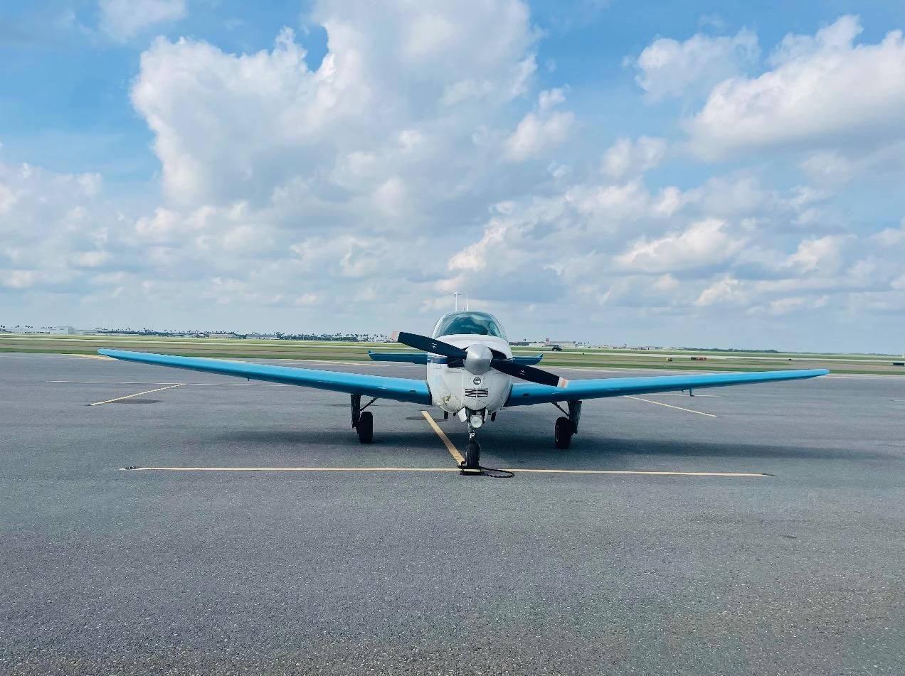Beechcraft Bonanza (33) (N9691Y)